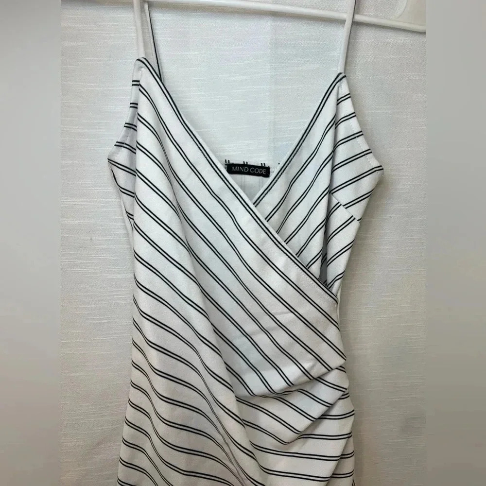 Mind Code White/Black Striped Asymmetrical Bodycon Mini Dress Juniors - Picture 4 of 7